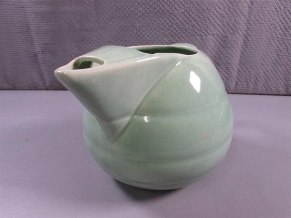 VINTAGE 'BAUER' ICELIP RINGWARE PITCHER - MINT GREEN