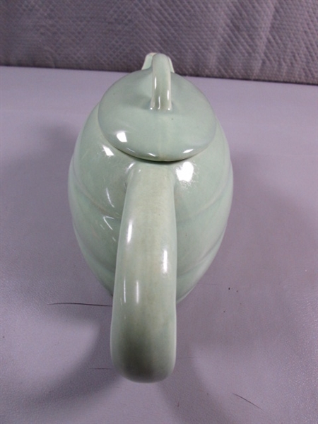 VINTAGE 'BAUER' ALADDIN TEAPOT - MINT GREEN