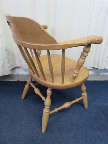 VINTAGE WINDSOR CHAIR & WOODEN BARSTOOL