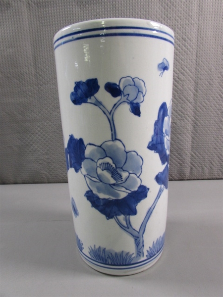 ORIENTAL STYLE VASE