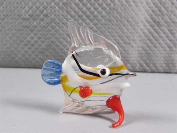 GLASS FISH FIGURINE COLLECTION