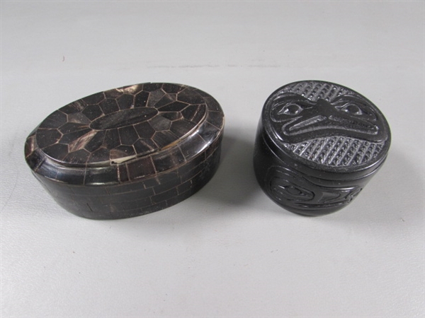 VTG PEARLITE BLACK STONE EAGLE TRINKET BOX & MOSAIC TILED TRINKET BOX