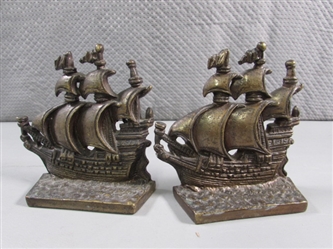 PAIR OF METAL CLIPPER SHIP BOOKENDS