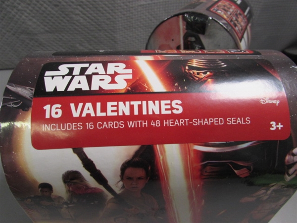 STAR WARS VALENTINES DAY CARDS W/MAILBOX