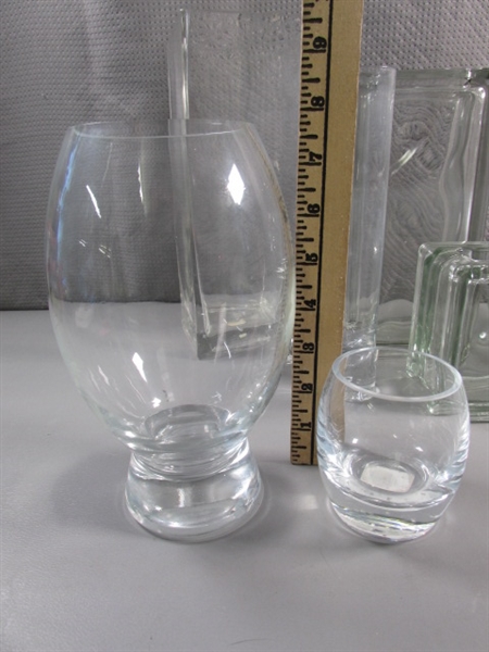 ASSORTED CLEAR GLASS VASES