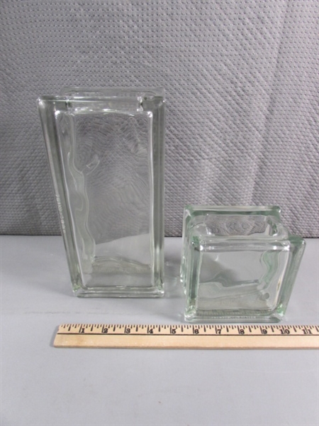 ASSORTED CLEAR GLASS VASES