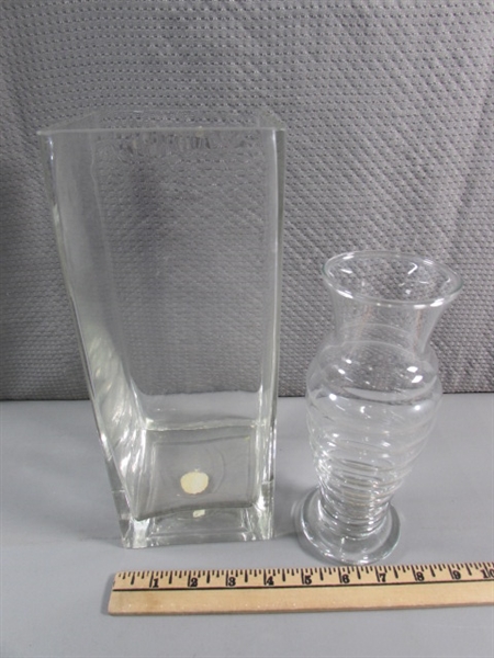 ASSORTED CLEAR GLASS VASES