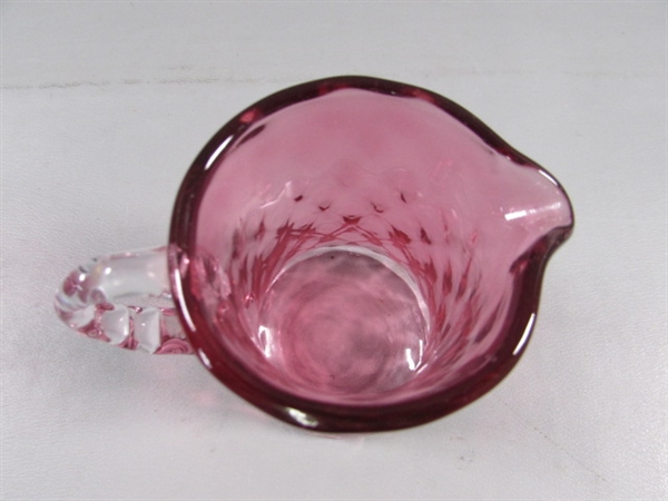 VINTAGE HAND BLOWN CRANBERRY CHALET GLASS VASE & FENTON CREAMER W/CLEAR HANDLE