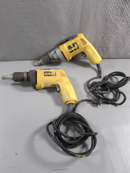 2 DEWALT ELECTRIC DRYWALL SCREWDRIVERS - BOTH WORK