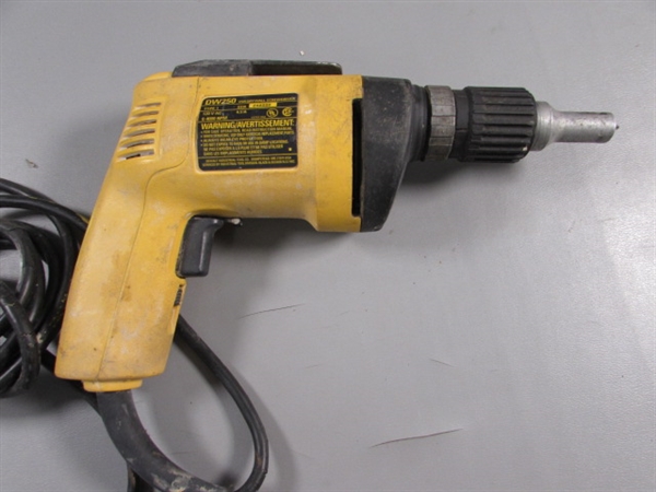 2 DEWALT ELECTRIC DRYWALL SCREWDRIVERS - BOTH WORK