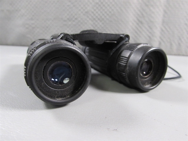 TASCO & EDDIE BAUER 8X21 BINOCULARS