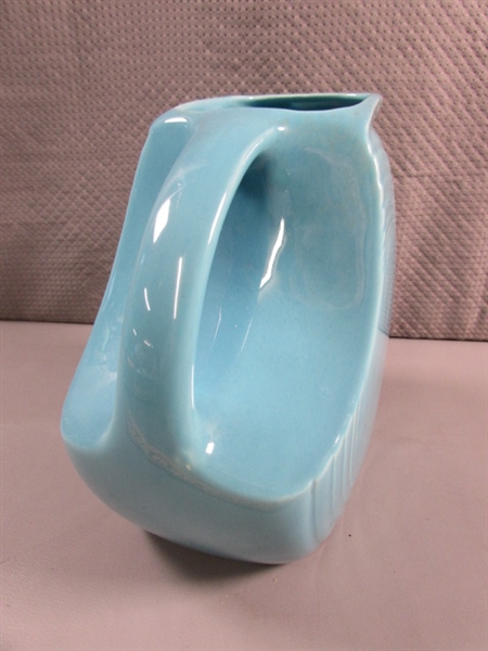 FIESTAWARE LARGE DISC TURQUOISE PITCHER