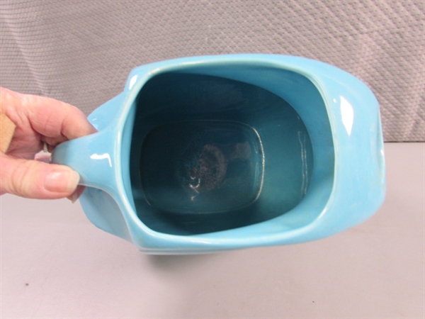 FIESTAWARE LARGE DISC TURQUOISE PITCHER