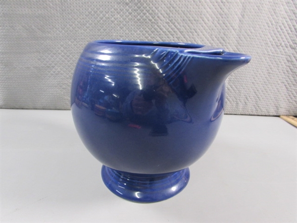 VINTAGE FIESTAWARE ICE LIP COBALT PITCHER