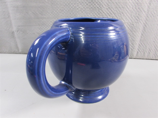 VINTAGE FIESTAWARE ICE LIP COBALT PITCHER