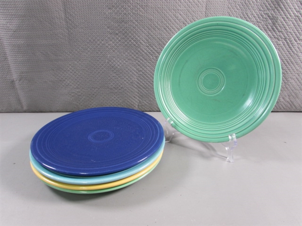 9.5 FIESTAWARE DINNER PLATES