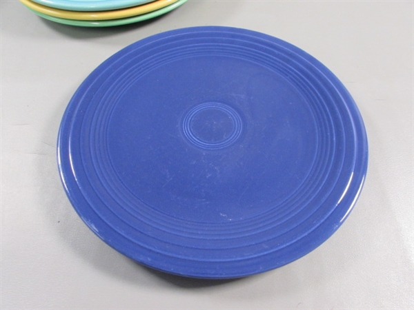 9.5 FIESTAWARE DINNER PLATES