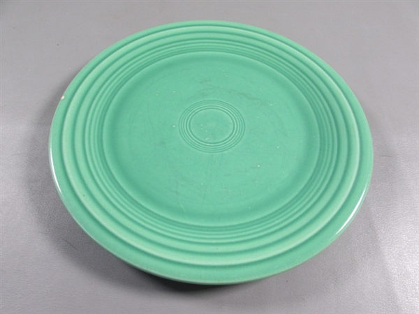 9.5 FIESTAWARE DINNER PLATES