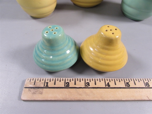 SMALL BAUER BOWLS & SALT & PEPPER SHAKERS