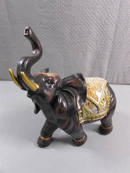 PARADE ELEPHANT STATUE - RESIN