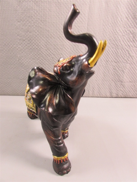 PARADE ELEPHANT STATUE - RESIN