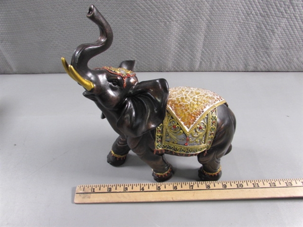 PARADE ELEPHANT STATUE - RESIN