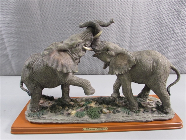 ELEPHANTS ON WOOD BASE STATUE - RESIN