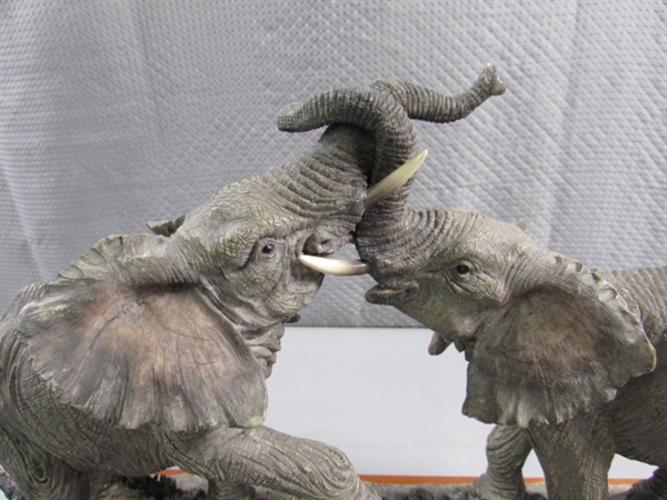 ELEPHANTS ON WOOD BASE STATUE - RESIN