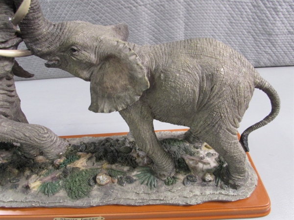 ELEPHANTS ON WOOD BASE STATUE - RESIN