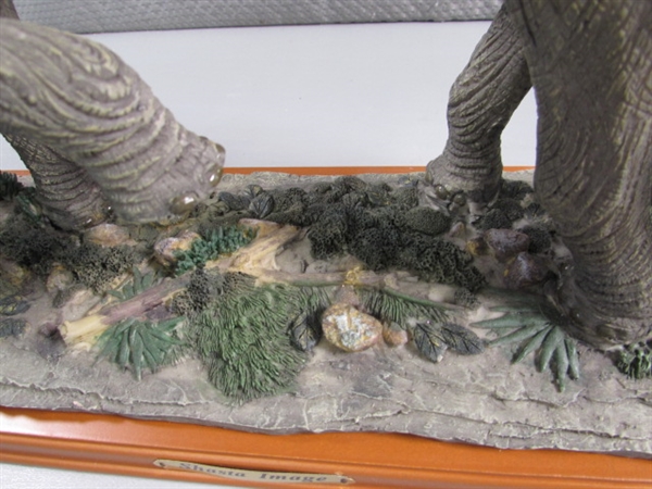 ELEPHANTS ON WOOD BASE STATUE - RESIN