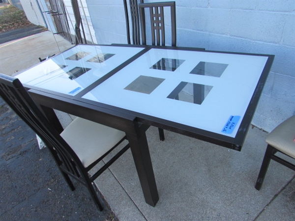 ITALIAN EXTENDABLE GLASS TOP DINING TABLE W/4 CHAIRS