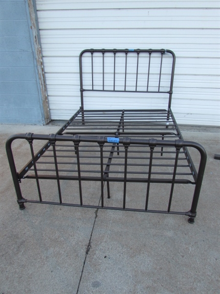 FULL SIZE METAL BED FRAME