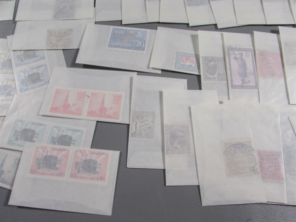 MIXED LOT OF POSTAGE STAMP SINGLES IN GLASSINE ENVELOPES #3