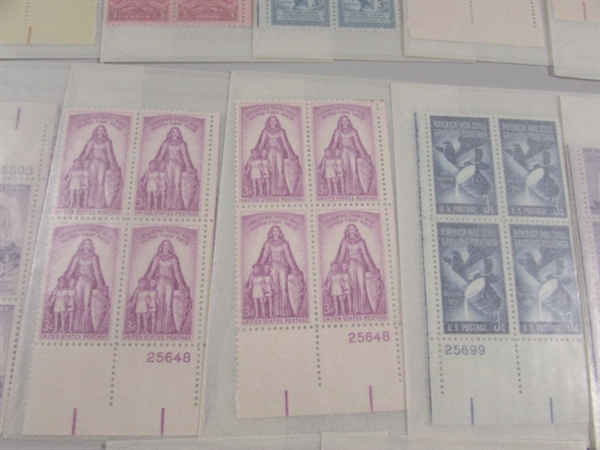 3 CENT US POSTAGE STAMP BLOCKS IN GLASSINE ENVELOPES