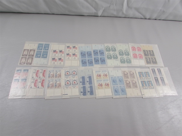 4 CENT US POSTAGE STAMP BLOCKS IN GLASSINE ENVELOPES-UNUSED