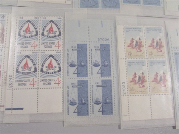 4 CENT US POSTAGE STAMP BLOCKS IN GLASSINE ENVELOPES-UNUSED