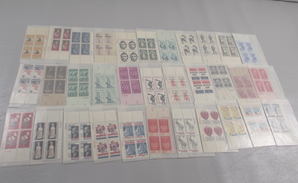 5 CENT US POSTAGE STAMP BLOCKS IN GLASSINE ENVELOPES-UNUSED