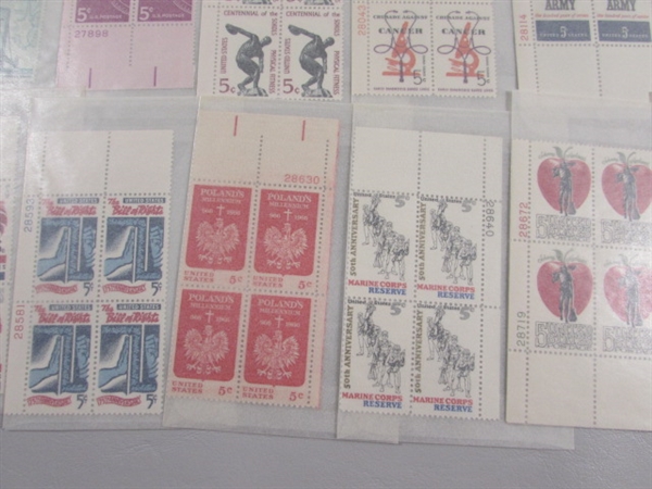 5 CENT US POSTAGE STAMP BLOCKS IN GLASSINE ENVELOPES-UNUSED