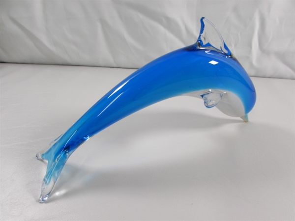 HAND BLOWN GLASS DOLPHIN STATUE