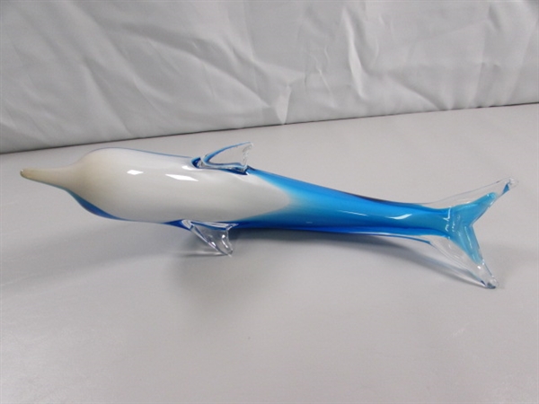 HAND BLOWN GLASS DOLPHIN STATUE