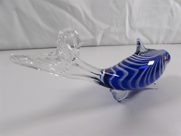 HAND BLOWN GLASS FISH W/OPEN MOUTH STATUE