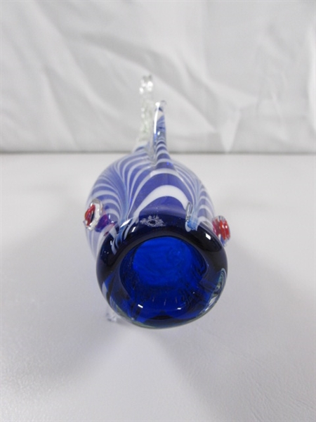 HAND BLOWN GLASS FISH W/OPEN MOUTH STATUE