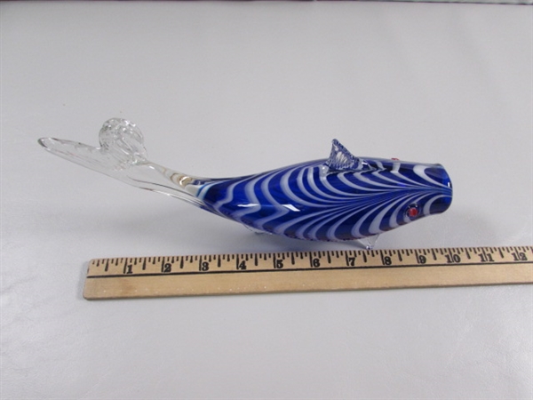 HAND BLOWN GLASS FISH W/OPEN MOUTH STATUE