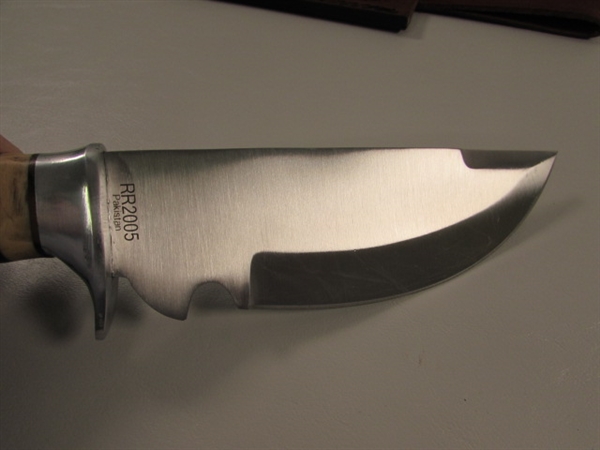 NEW - ROUGH RIDER SKINNER BONE KNIFE