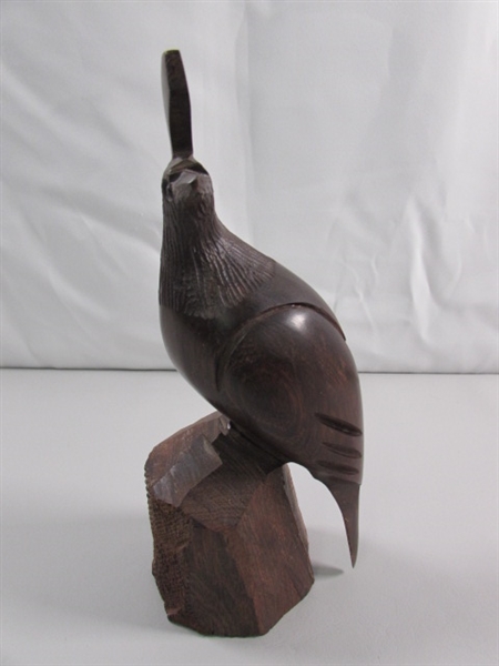 IRONWOOD QUAIL CARVING SCULPTURE