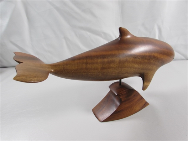 MYRTLEWOOD CARVED DOLPHIN ON PIN STAND