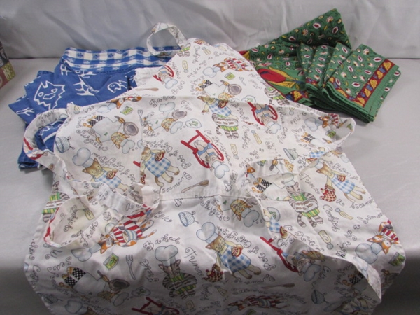 TABLECLOTHS, NAPKINS & APRONS