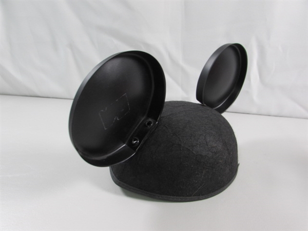 FELT MICKEY HAT W/EARS & FRENCH CLOWN HAT