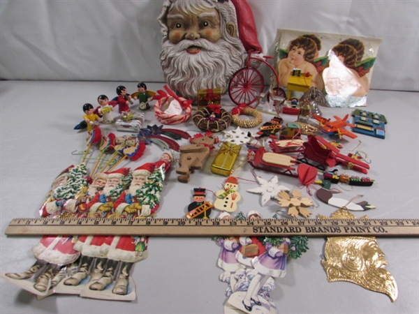 COLLECTION OF VINTAGE CHRISTMAS ORNAMENTS