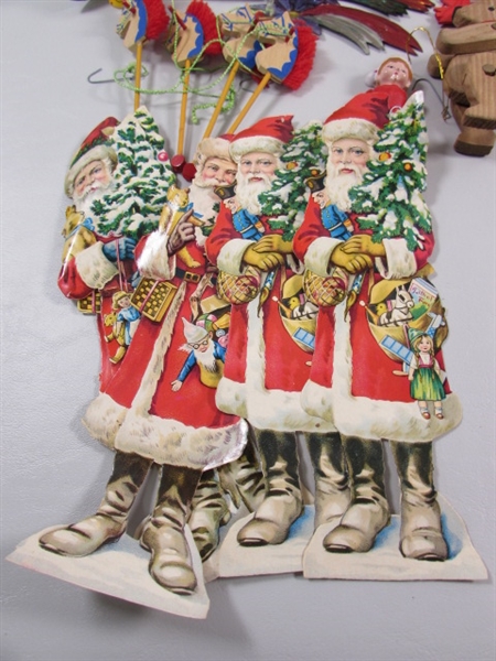 COLLECTION OF VINTAGE CHRISTMAS ORNAMENTS